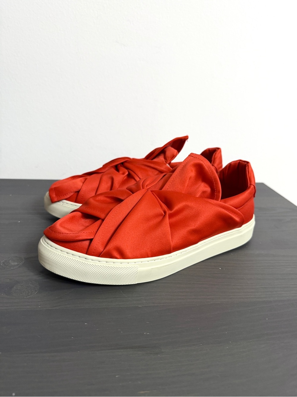 Ports 1961 sz 40 US 10 Bow Knot Satin Slip On Sneakers Shoes Coral